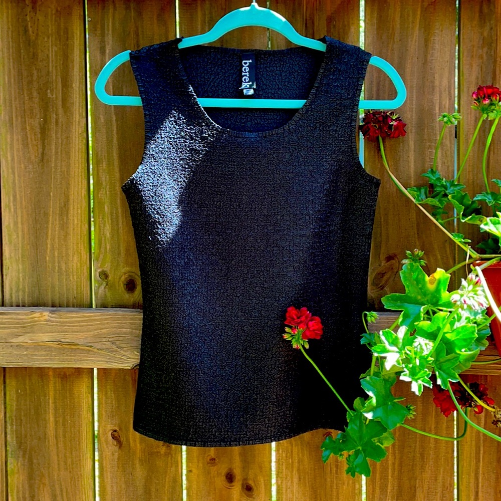Top by Berek